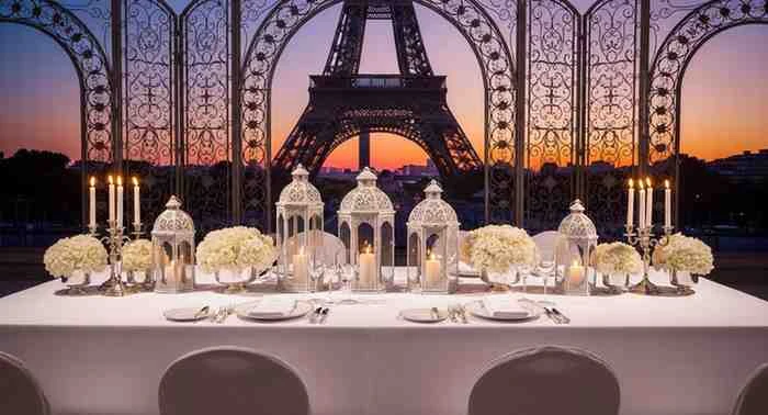 Diner en Blanc Table Decor: The Ultimate Guide to an Elegant All-White Tablescape 18 diner en blanc table decor