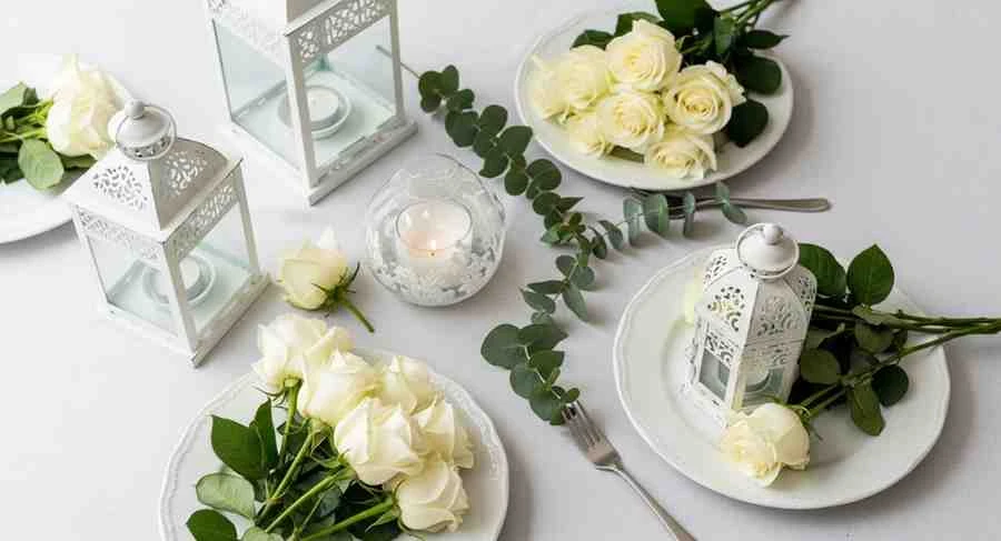 Diner en Blanc Table Decor: The Ultimate Guide to an Elegant All-White Tablescape 19 diner en blanc table decor